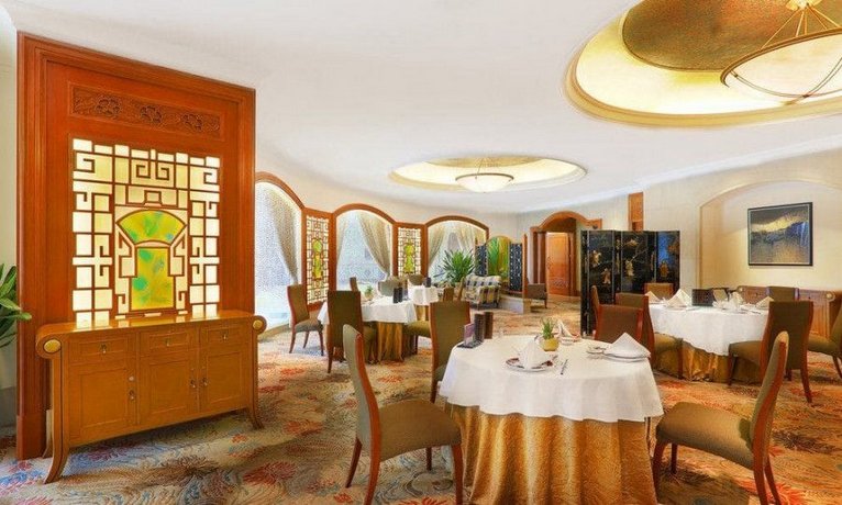 Sheraton Chengdu Lido Hotel