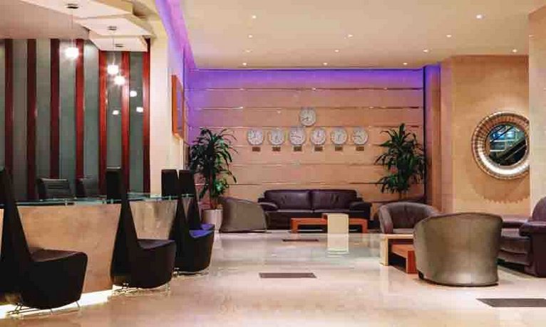 Anwar Al Madinah Movenpick Hotel