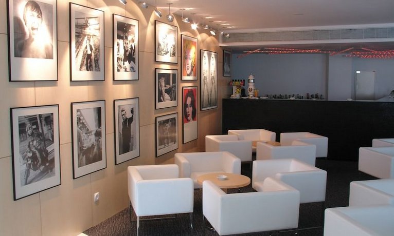 VIP Executive Azores Hotel