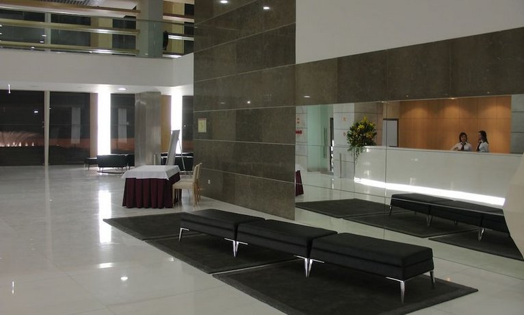 VIP Executive Azores Hotel
