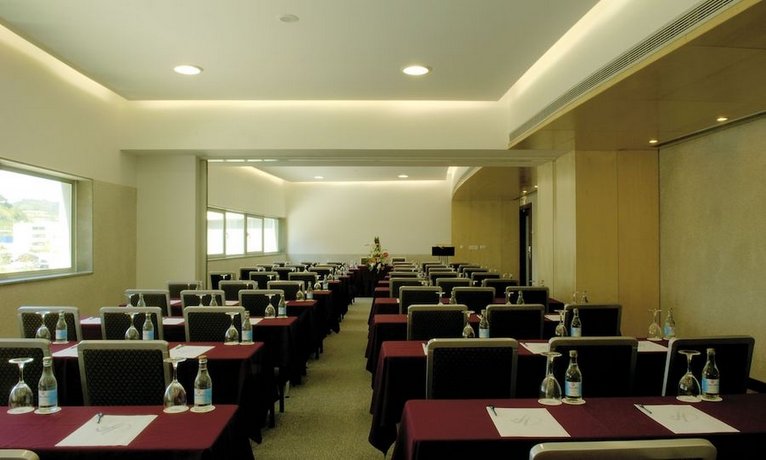 VIP Executive Azores Hotel
