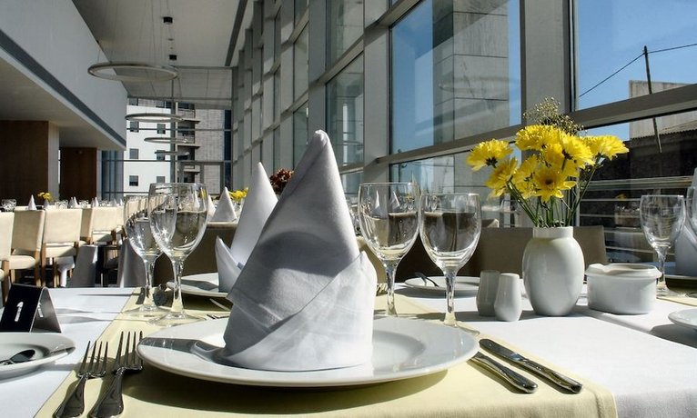 VIP Executive Azores Hotel