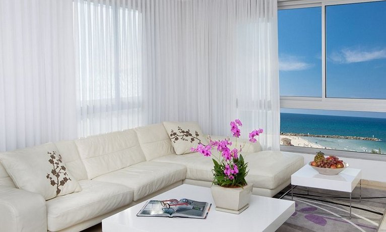Alexander Tel Aviv Hotel & Spa