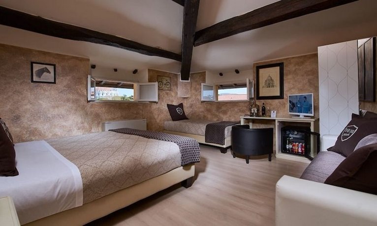Villa Tower Inn