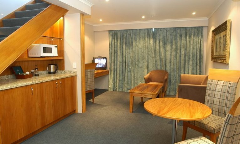 Plymouth International