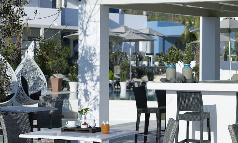 Aurora Luxury Suites