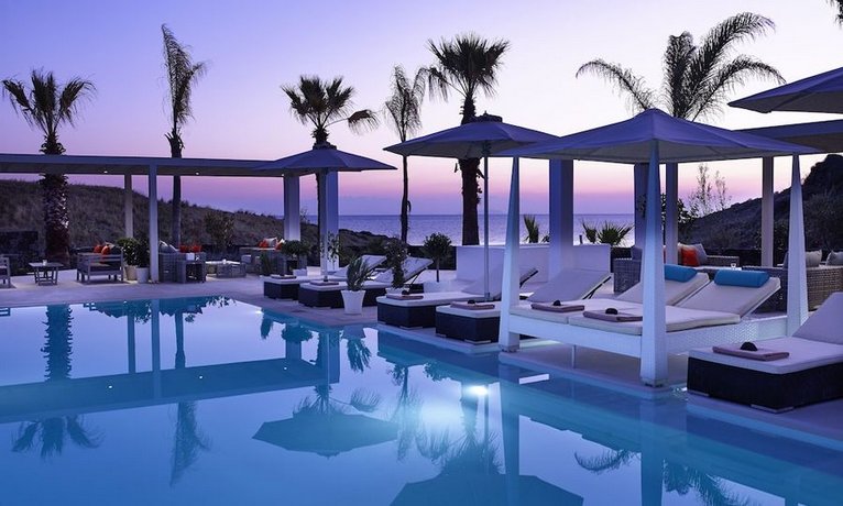Aurora Luxury Suites