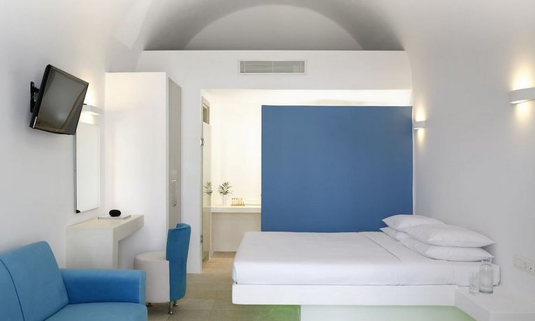 Aurora Luxury Suites