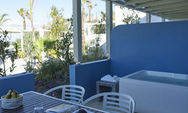 Aurora Luxury Suites