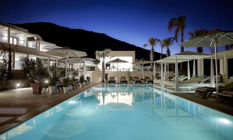Aurora Luxury Suites