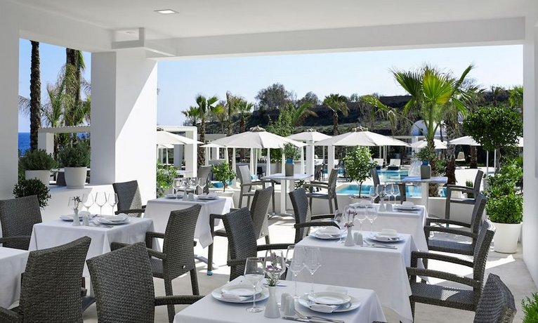 Aurora Luxury Suites
