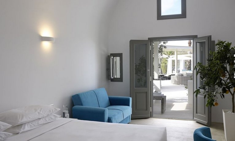 Aurora Luxury Suites