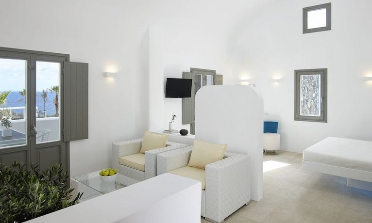 Aurora Luxury Suites
