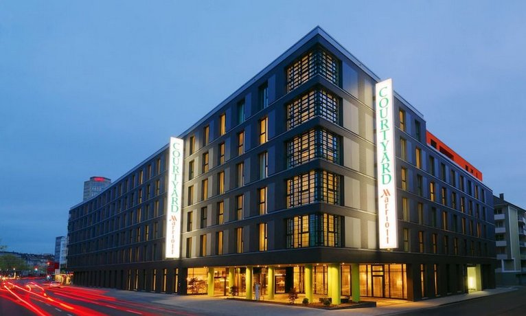 Courtyard by Marriott Cologne