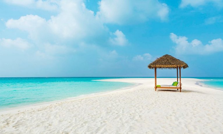 Hurawalhi Island Resort