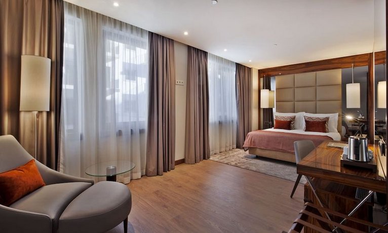 TURIM Marques Hotel