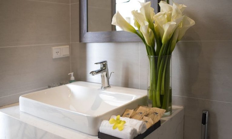 ARECA HOTEL NHA TRANG