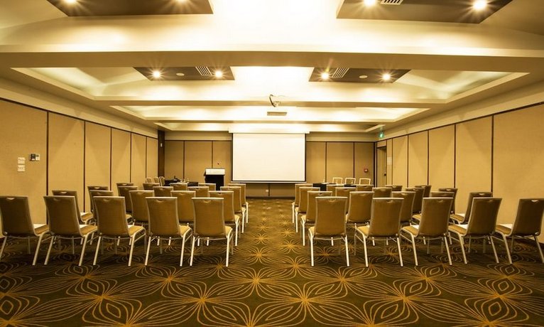 Holiday Inn Suva