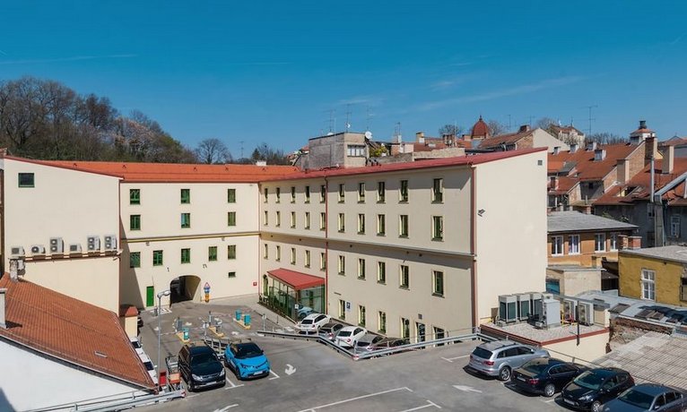 Hotel Park 45