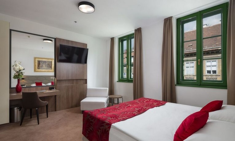 Hotel Park 45