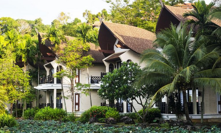 Rawi Warin Resort And Spa