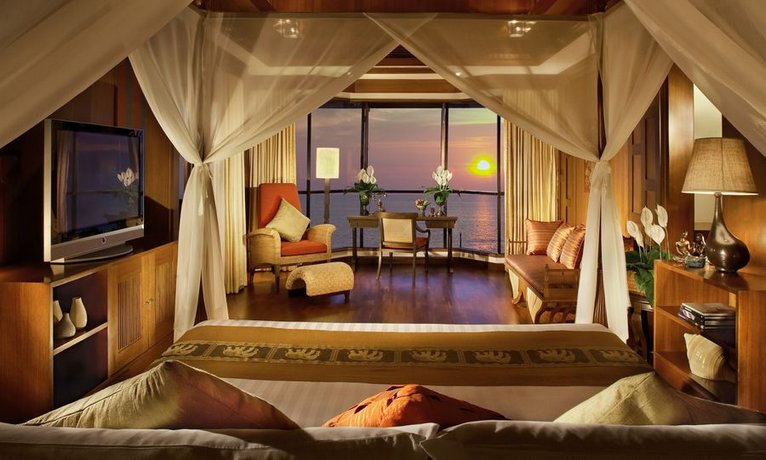 Rawi Warin Resort And Spa