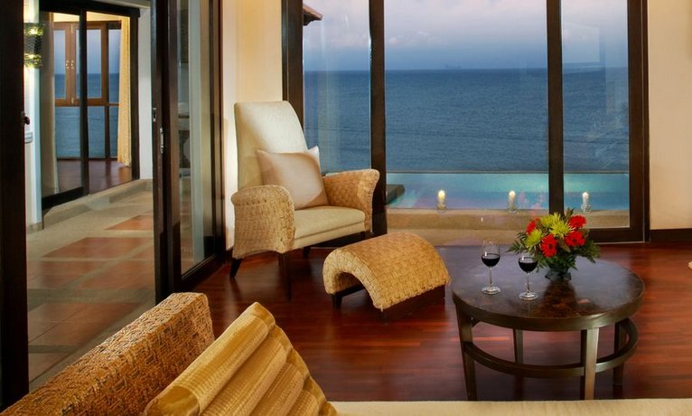 Rawi Warin Resort And Spa