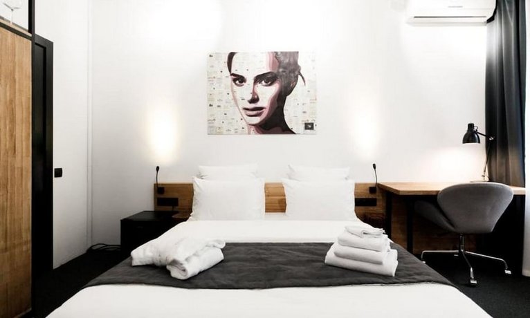 Отель Winewood Moscow Lounge