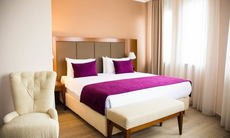Xenon Hotel