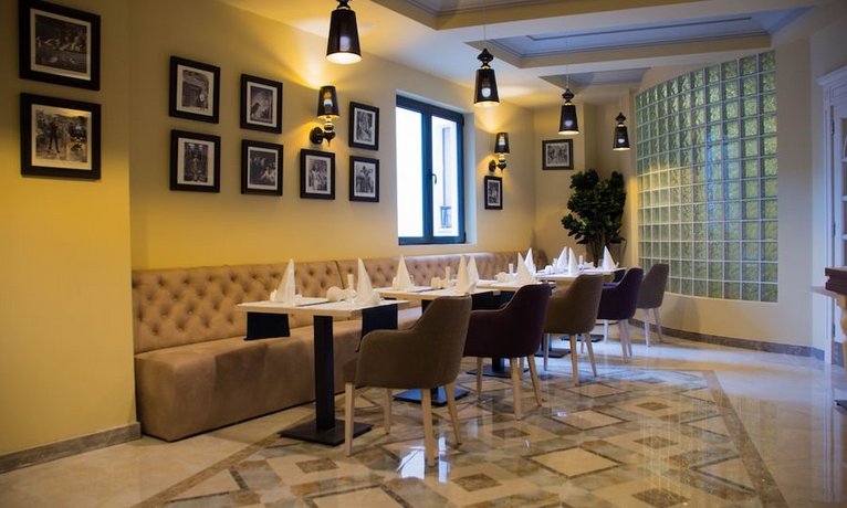 Xenon Hotel