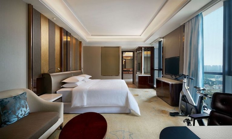 Sheraton Grand Zhengzhou Hotel