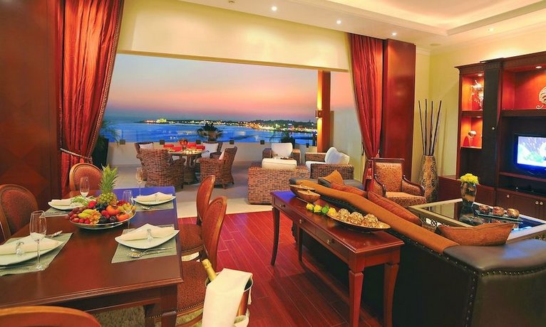 Alexander The Great Beach Hotel Paphos