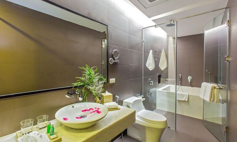 Atlas Hoi An Hotel by Embrace