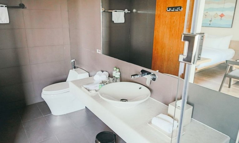 Atlas Hoi An Hotel by Embrace