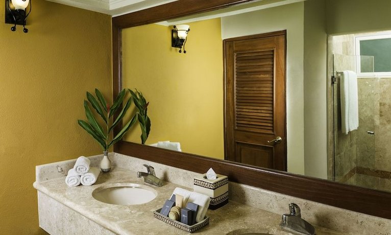 El Dorado Seaside Suites by Karisma - Gourmet All Inclusive