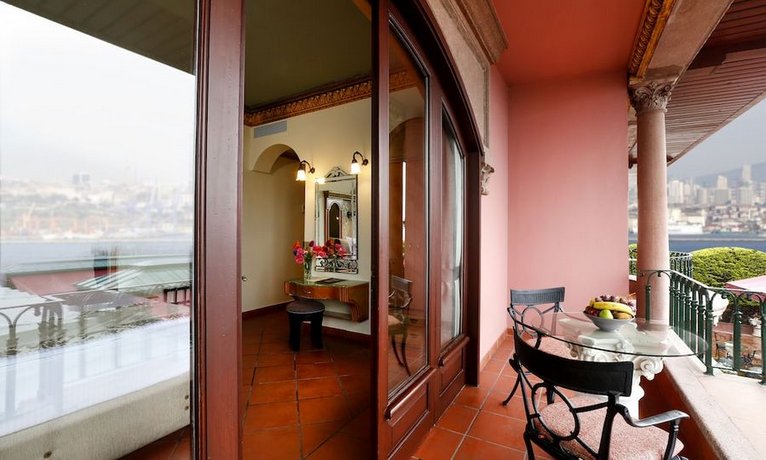 Sultanahmet Palace Hotel