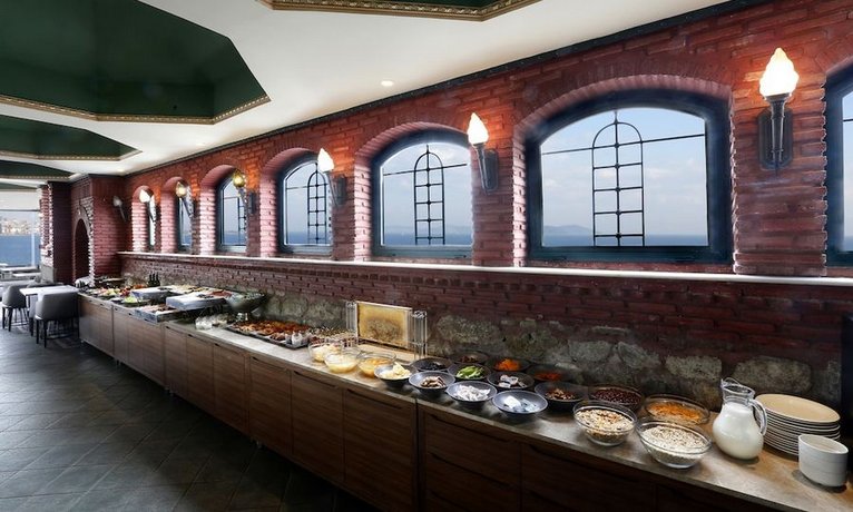 Sultanahmet Palace Hotel