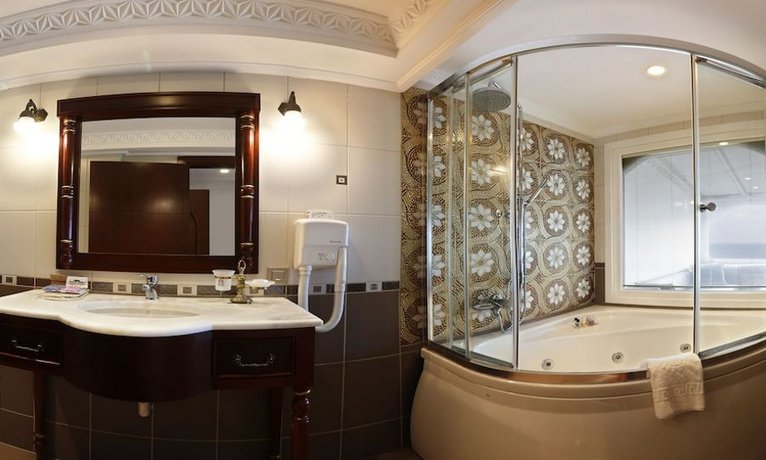Sultanahmet Palace Hotel