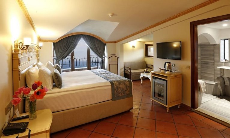 Sultanahmet Palace Hotel