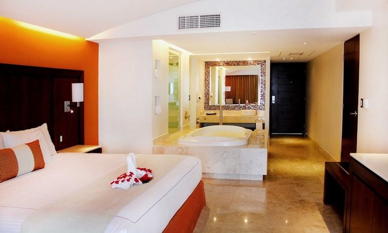 Azul Ixtapa Grand All Inclusive Suites - Spa & Convention Center 익스타파 섬 Mexico thumbnail