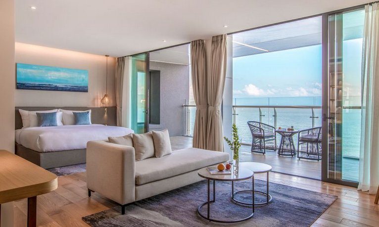 Sel de Mer Hotel & Suites