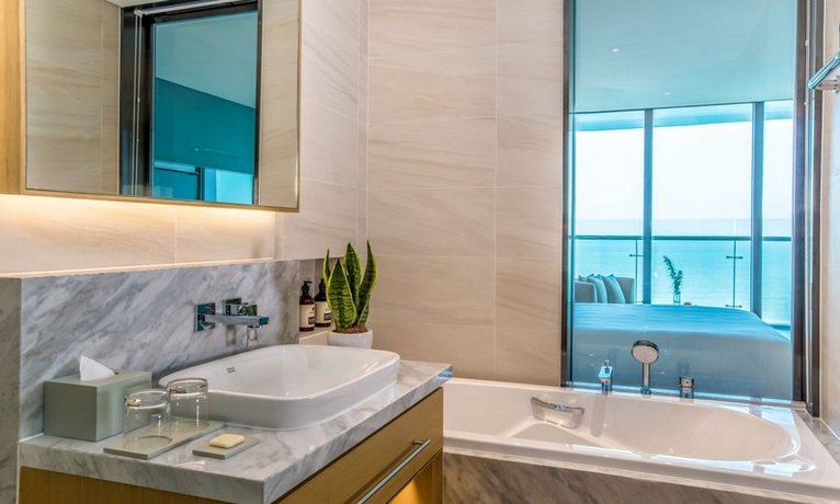 Sel de Mer Hotel & Suites