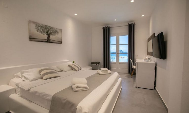 Acrogiali Hotel