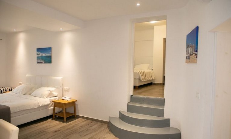 Acrogiali Hotel