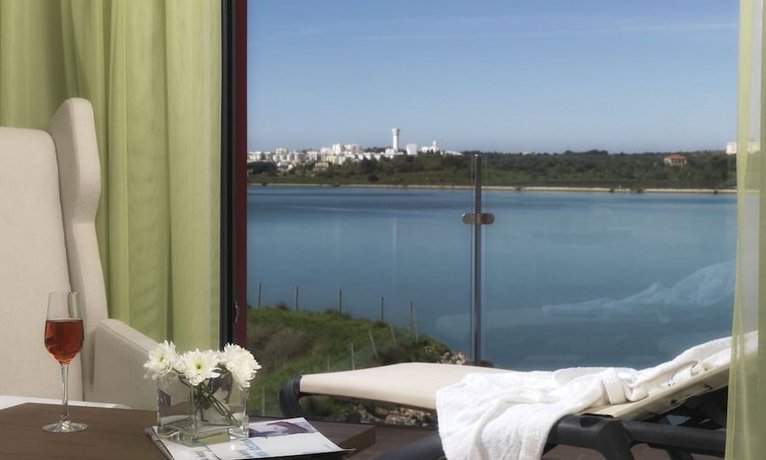 Aguahotels Riverside