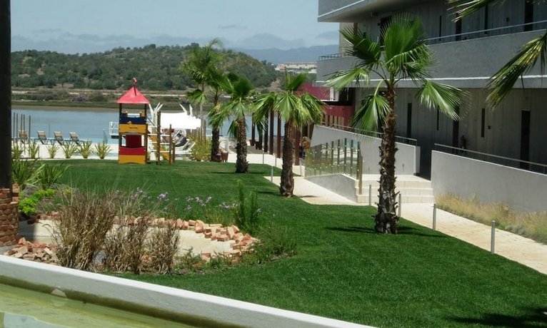 Aguahotels Riverside