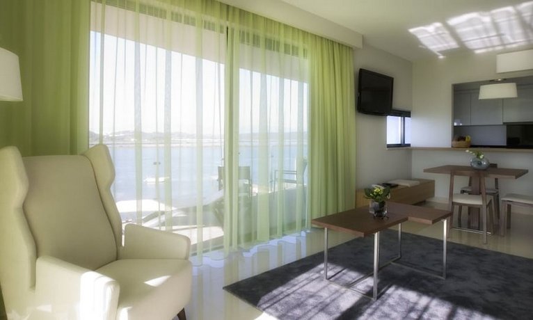 Aguahotels Riverside