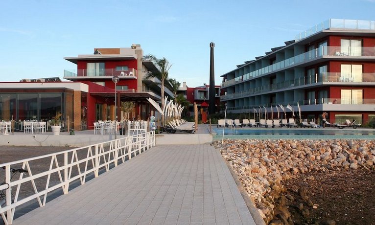 Aguahotels Riverside