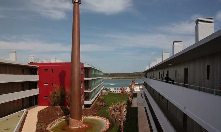 Aguahotels Riverside