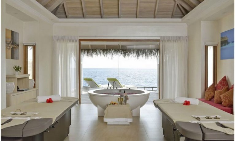 Outrigger Maldives Maafushivaru Resort